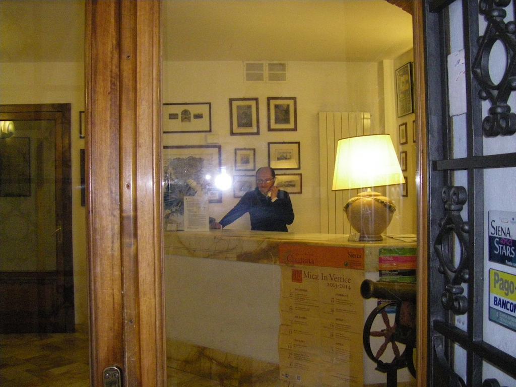 艾尔伯格卡那多罗酒店 锡耶纳 外观 照片